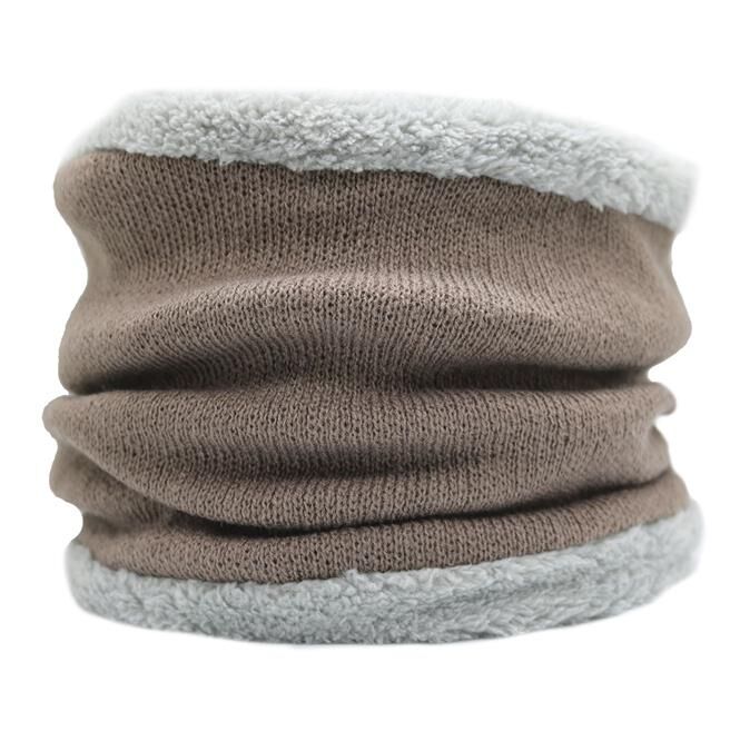 Cuello tejido